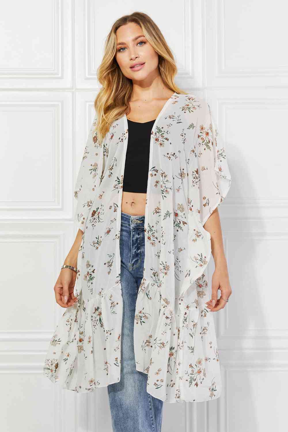 Justin Taylor Kimono floral Prado de margaritas